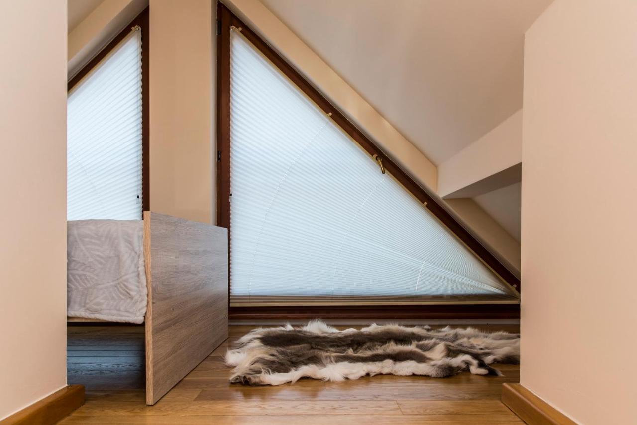 Styl Roza Pustyni, Centrum Miasta Apartment *
